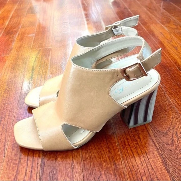 Andrew Geller Castle Heeled Sandals Nude Tan Block Heel Spring - Picture 1 of 10